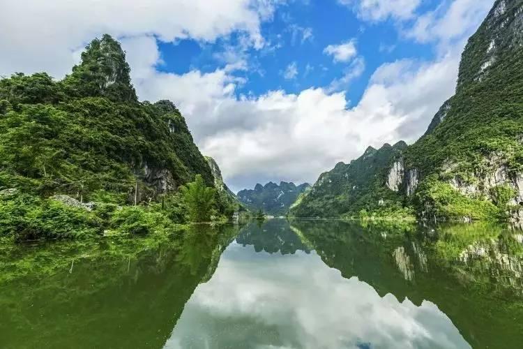 进商超 购销两旺供给足