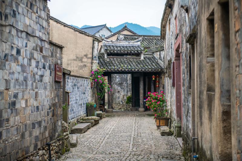 《物理女教授》主角:柳汐 裴煜宁{无弹窗}免费阅读